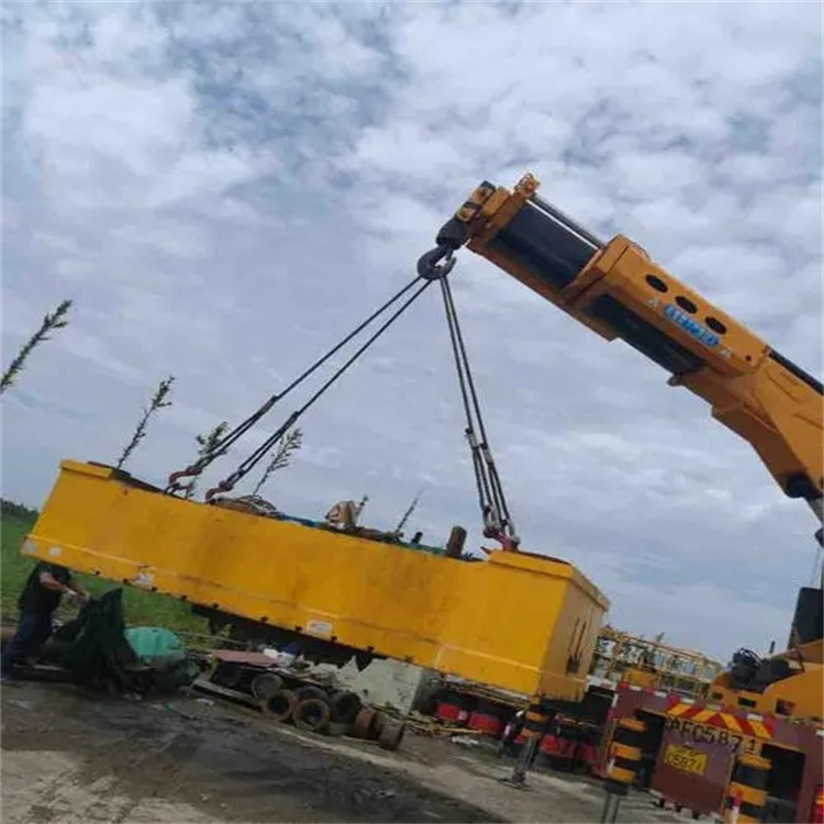 番禺随车吊吊集装箱怎么吊